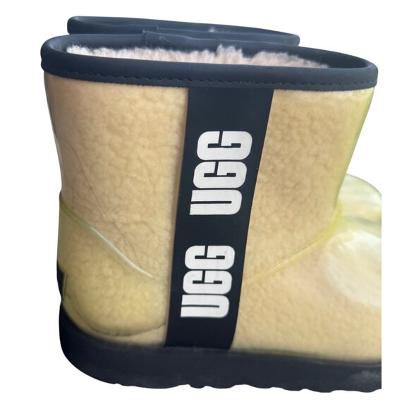 Ugg Shoes Womens Size 8 Natural Tan Classic Clear Mini Boots Waterproof Outdoors - Picture 2 of 11